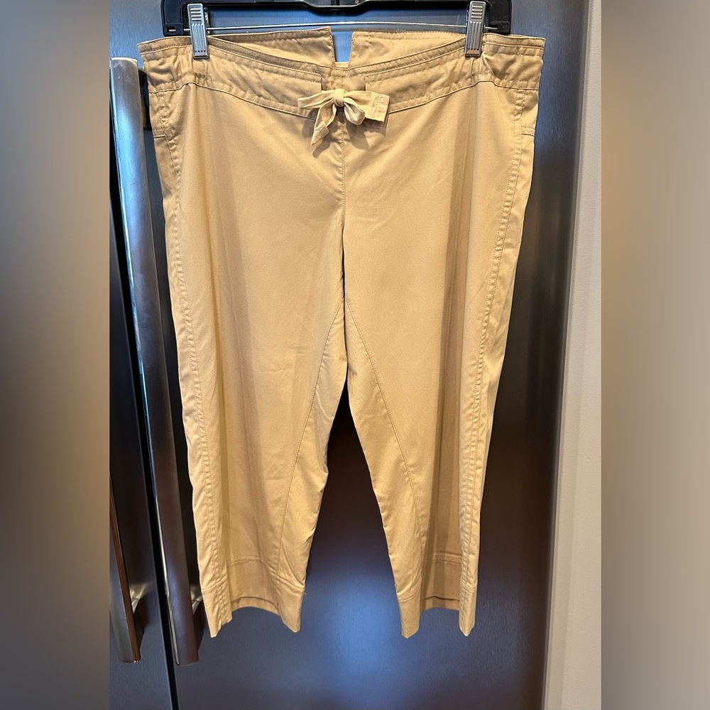 Rare Nike bamboo blend drawstring soft capri pants notched out waist size XS